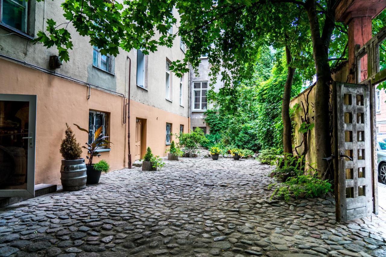 Old Town Cat Apartment Klaipėda Exterior foto